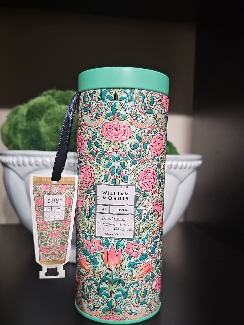 William Morris Green Davana Pink & Rose Hand Cream in Tin, NWT